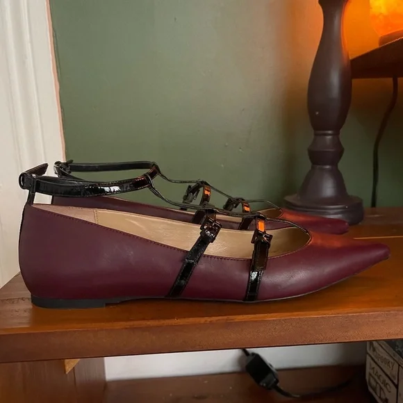 Michael Kors Marta Flats - Picture 3 of 4